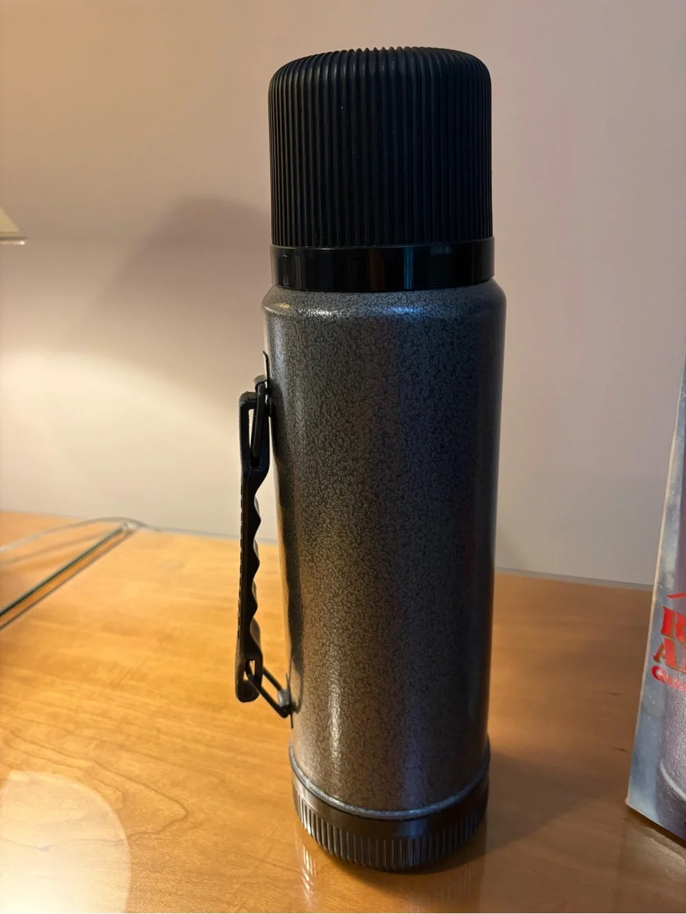 Aladdin Rugged American Steel Vacuum Thermos - Gray/Black 1 quart New